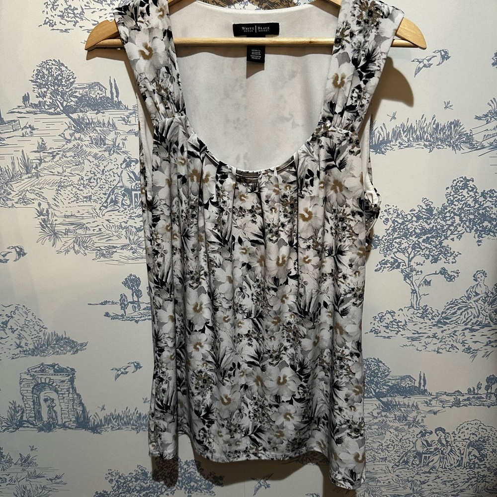 White House Black Market Black and White Floral Blouse
